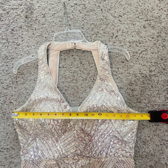 R & M Richards Sleeveless Two Tone Sequin Formal Gown wedding guest size 12 SPO - Picture 9 of 12